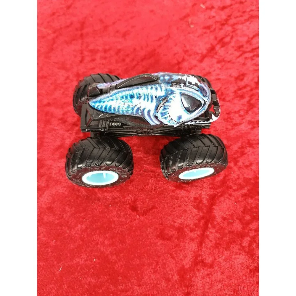 Mattel 2022 Hot Wheels‎ 1/64 Monster Trucks Piran-ahhhh X-Wreckers Series